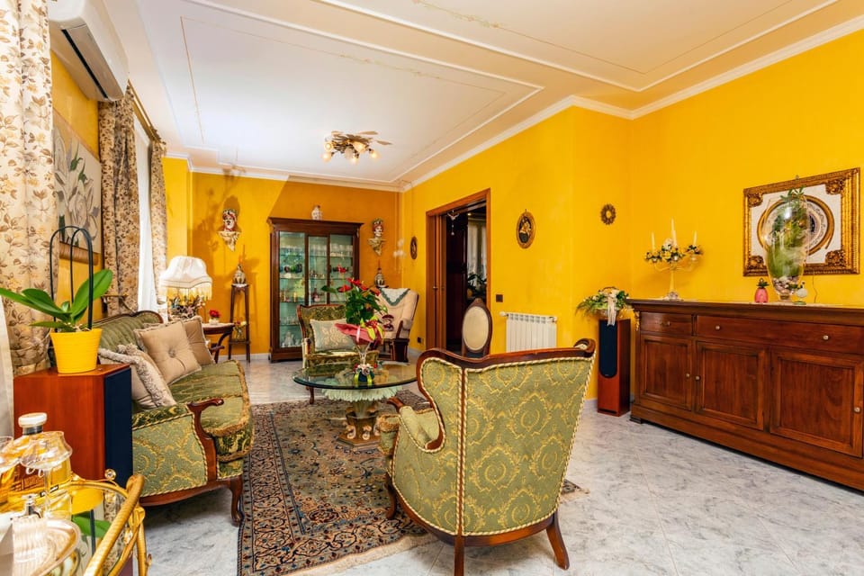 Property building, Living room