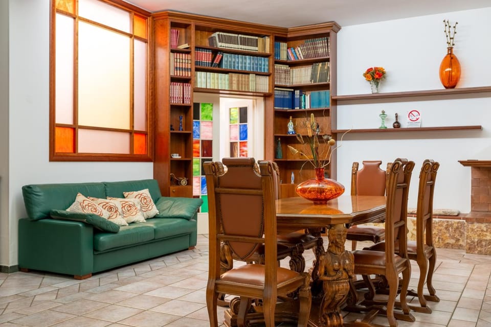 Property building, Living room