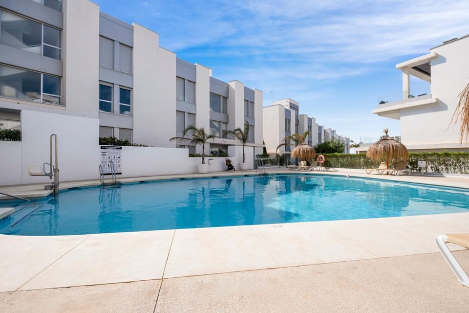 Other, Swimming pool