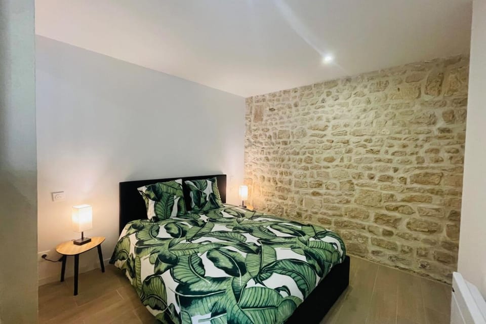 Le Valentin House in Nouvelle-Aquitaine