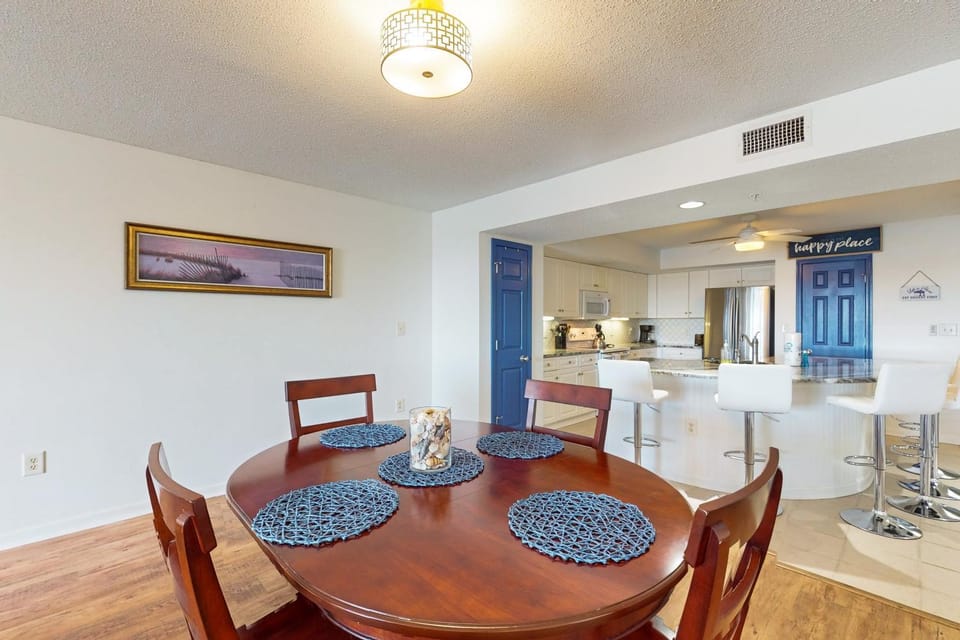 Yacht Club Villas 2-303 Apartment in North Myrtle Beach