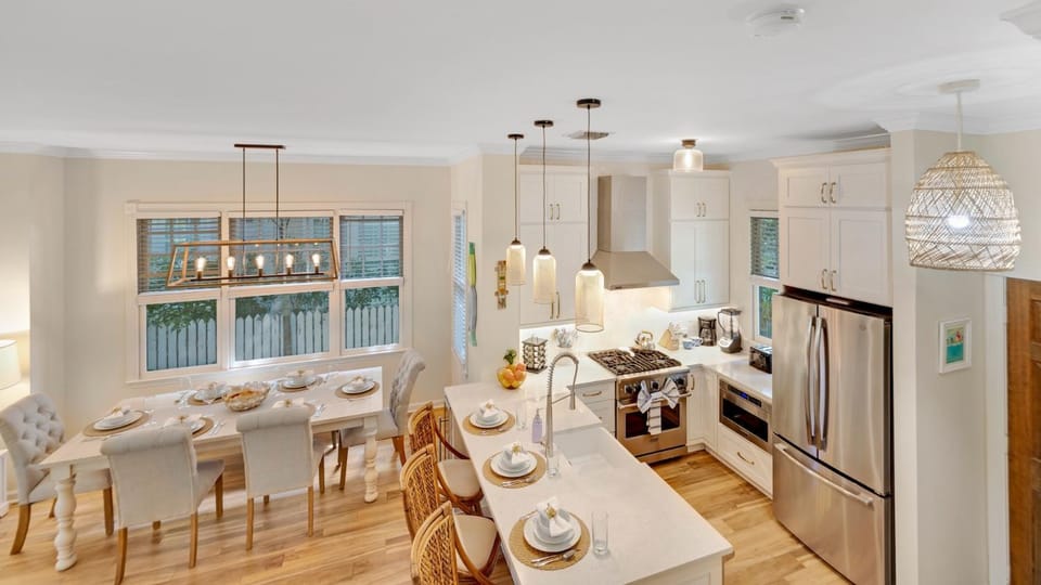Trumans Trove by Last Key realty House in Key West