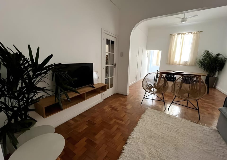 Communal lounge/ TV room, TV and multimedia, Living room