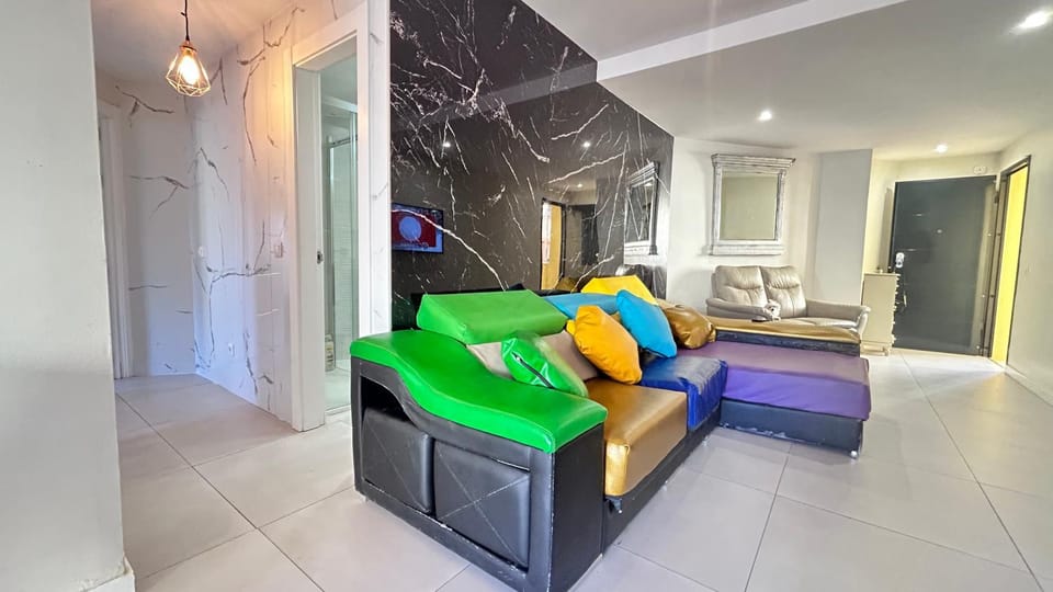 FANTASTICO CENTRO HOSPITALeS Apartment in Malaga