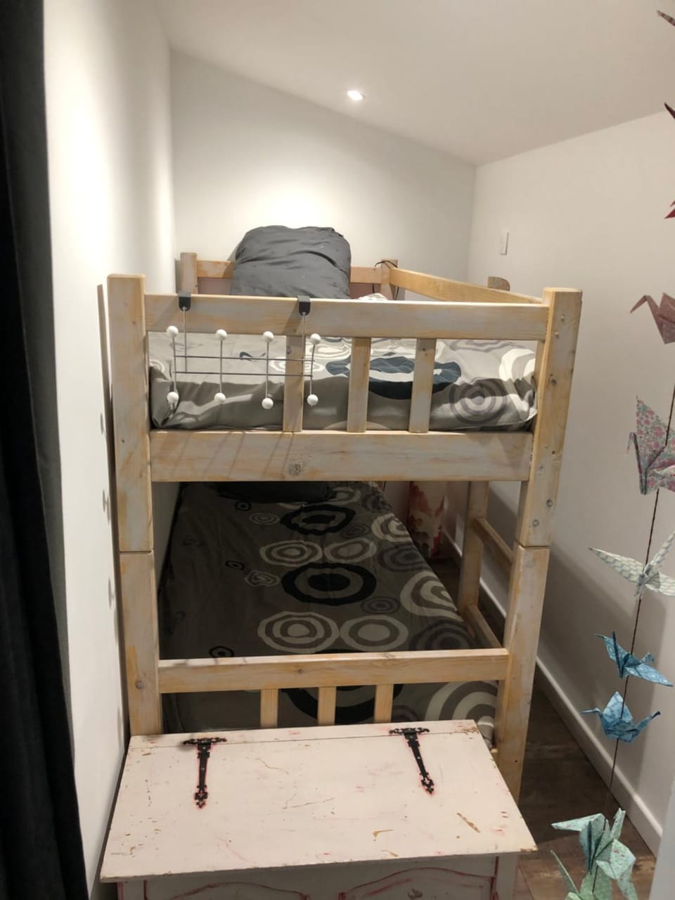 Bedroom, bunk bed