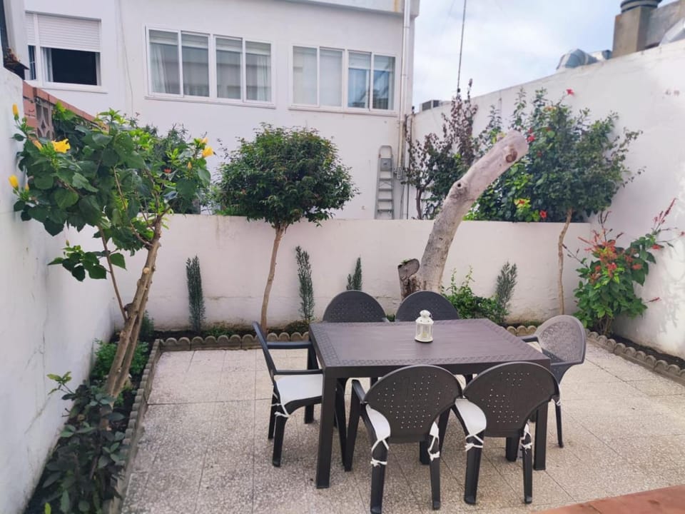 Garden, Garden, Balcony/Terrace