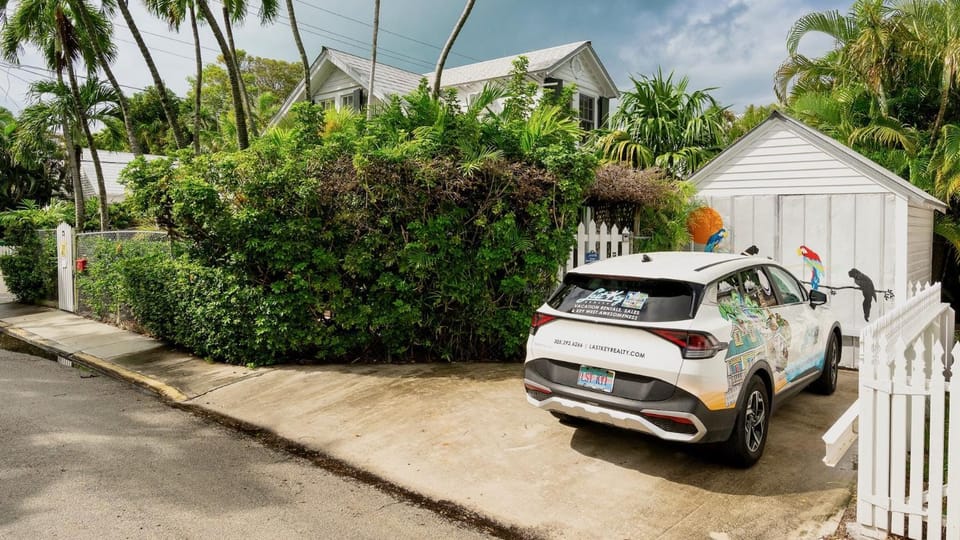 Casa Serendipity by Last Key Realty House in Key West