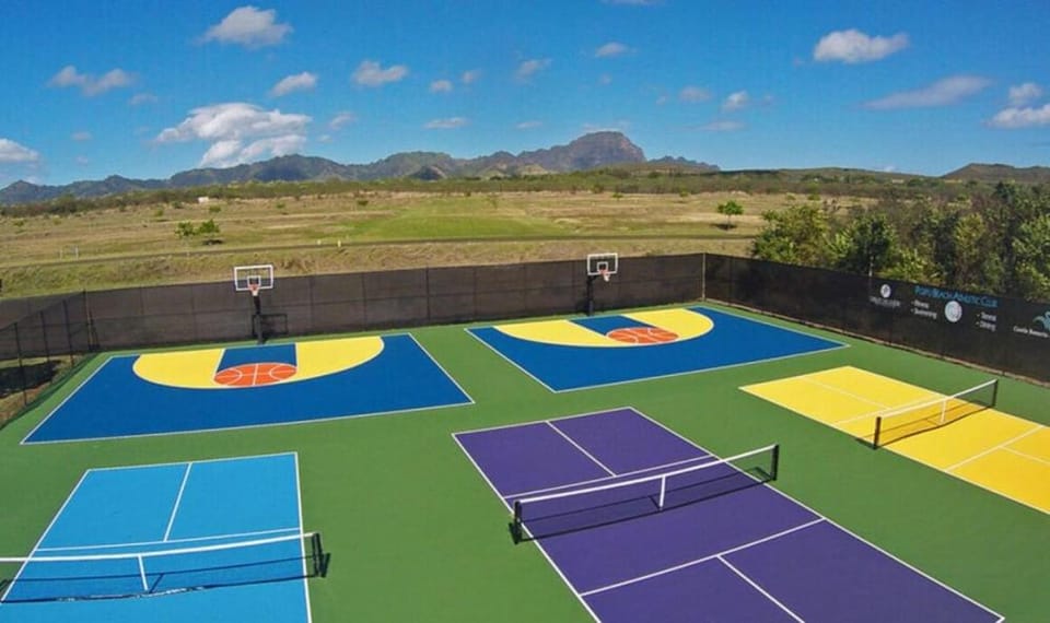 Tennis court