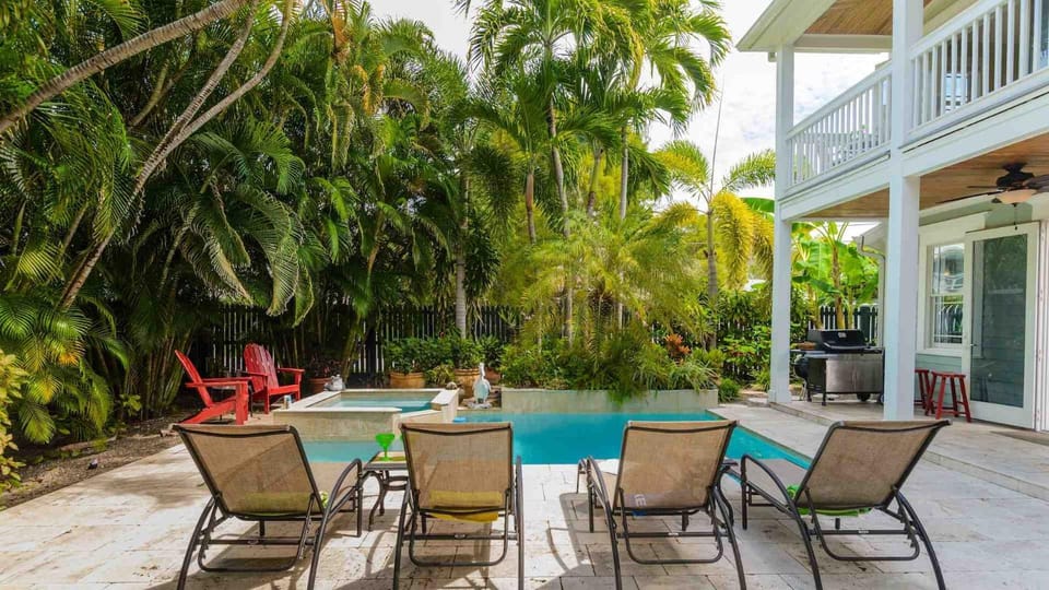 Casa Suite Casa by Last Key Realty House in Key West
