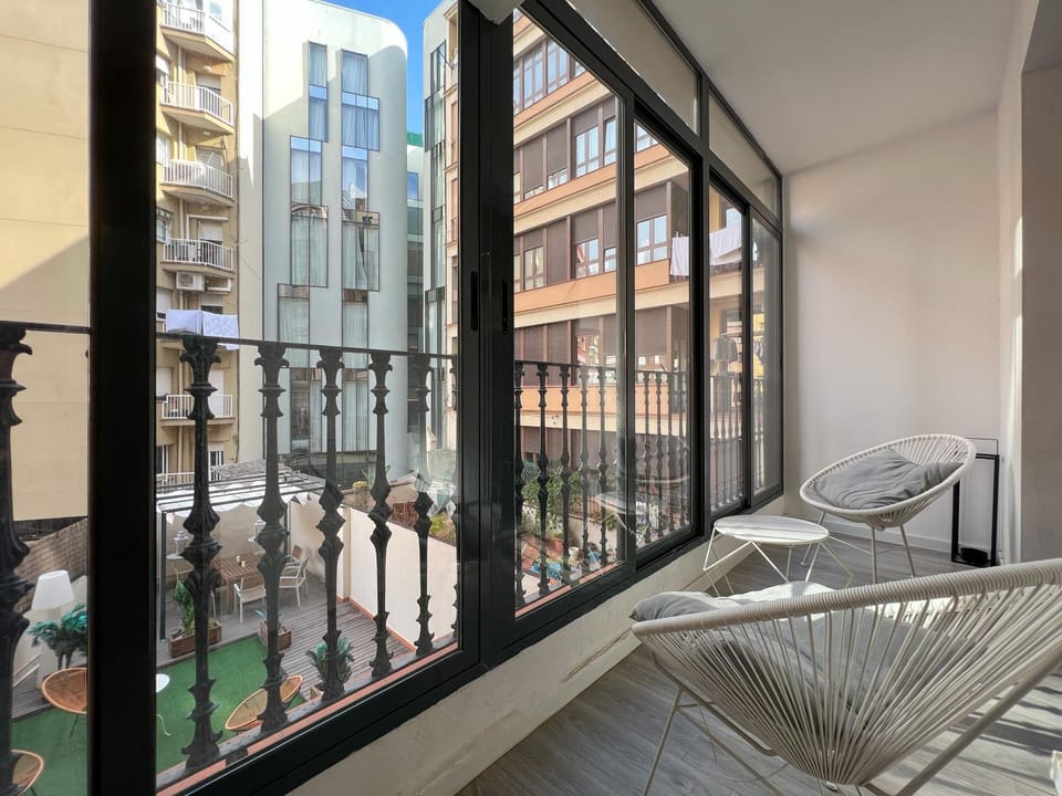 View (from property/room), Balcony/Terrace, Seating area