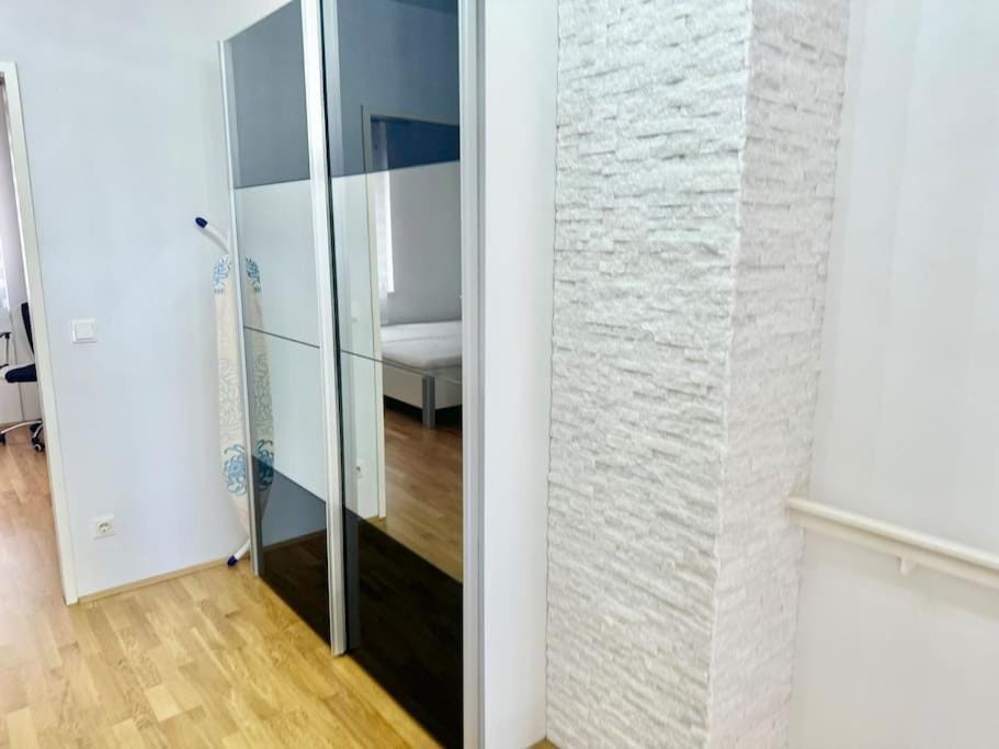 115 m2 Maisonette with Free Parking Apartment in Vienna