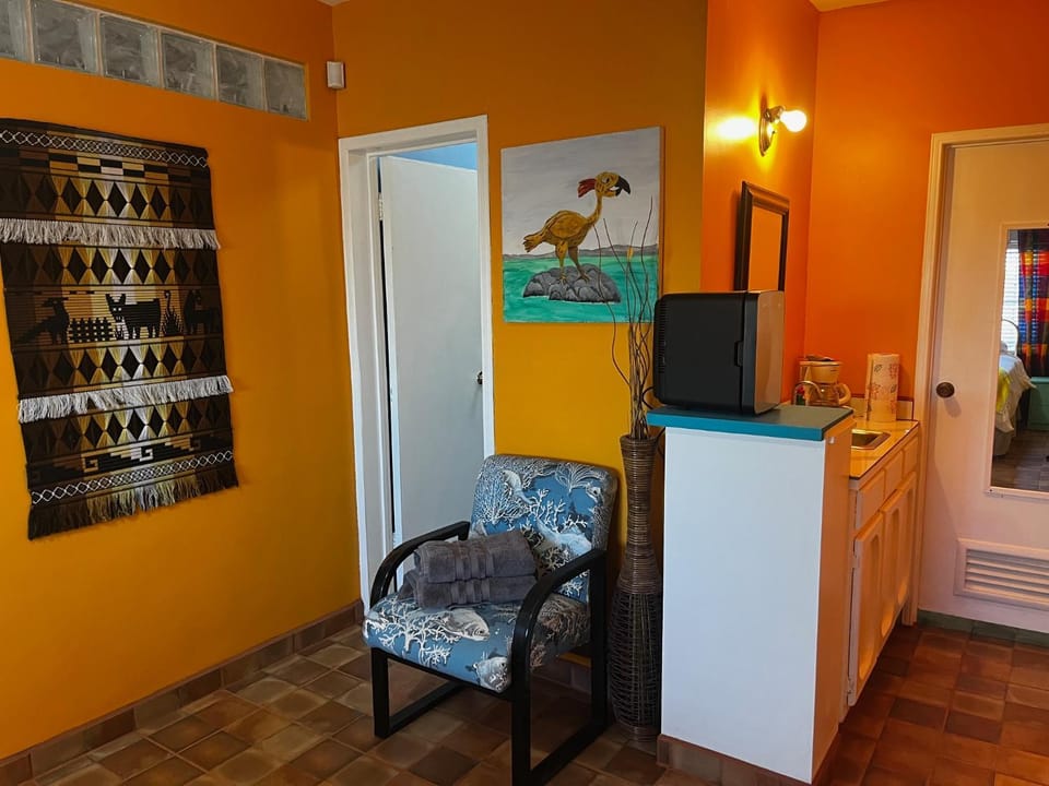 Coffee/tea facilities, Seating area