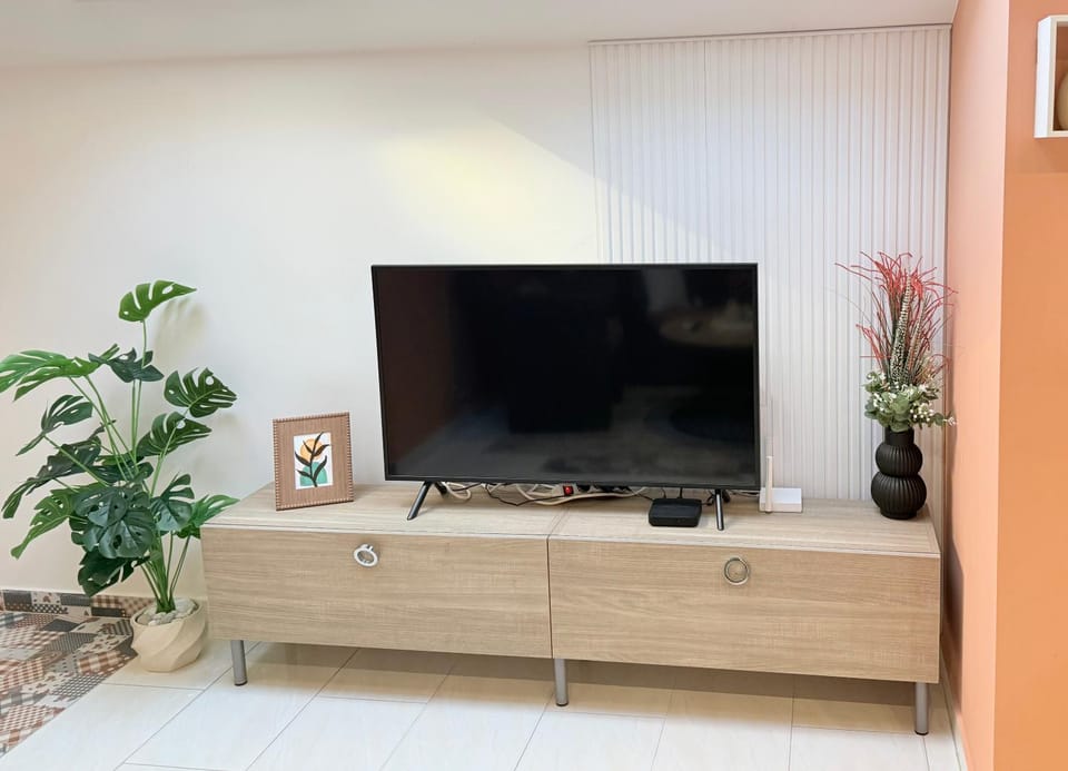 TV and multimedia, Evening entertainment