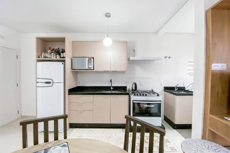 Apto Charmoso com 2 Quartos sendo uma Suíte - 0150 Apartment in Florianopolis