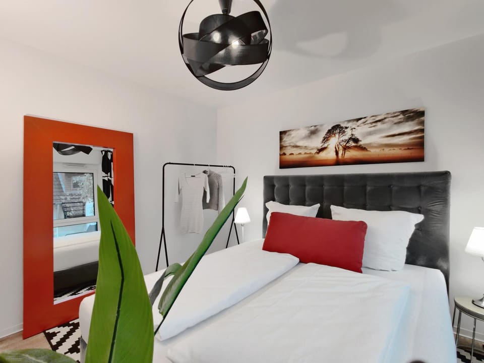 Bed, Photo of the whole room, Bedroom