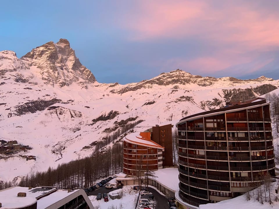 Natural landscape, Winter, View (from property/room), Mountain view, Sunset