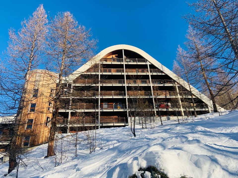 Property building, Day, Natural landscape, Winter