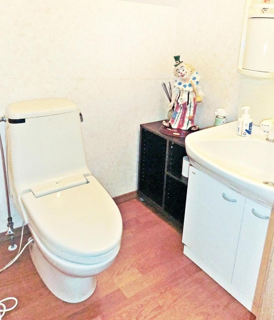 Toilet