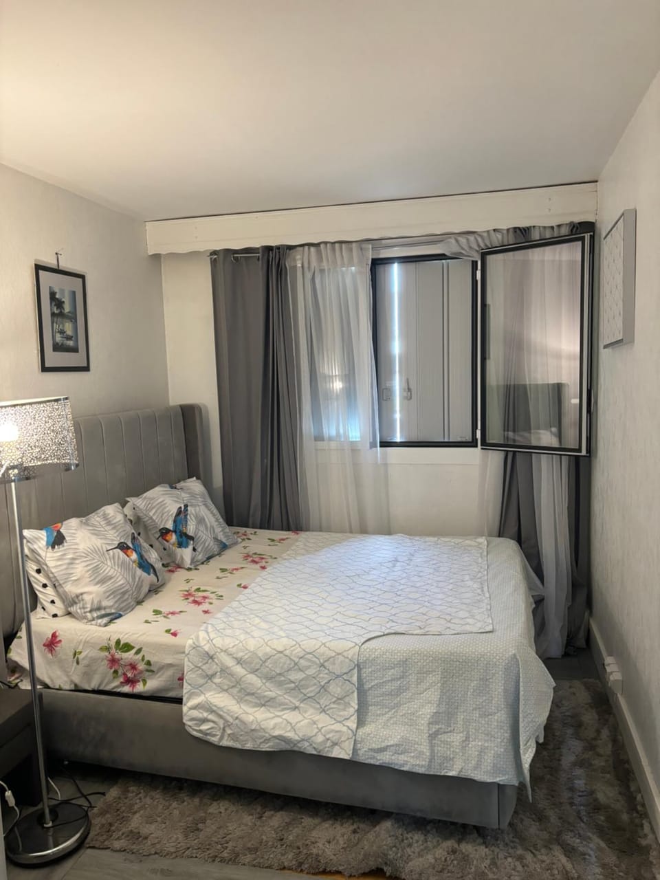 Chambre d hôte chaleureuse1 Vacation rental in Saint-Denis, France