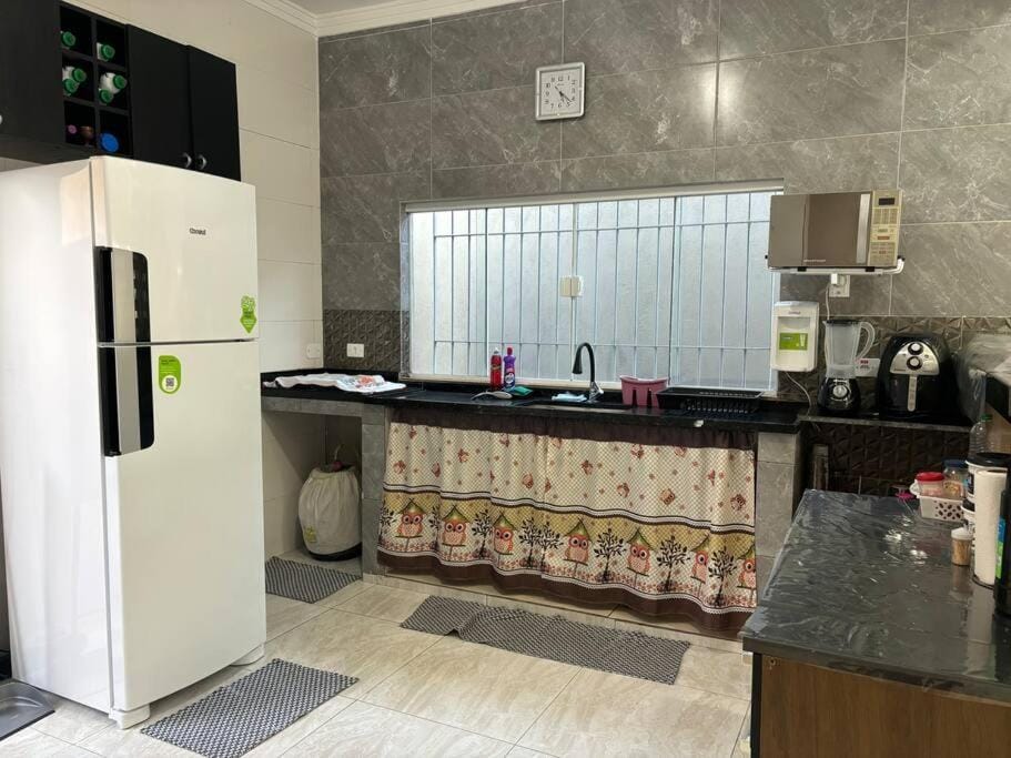 Casa para seu lazer em Guarujá Praia da Enseada House in State of São Paulo