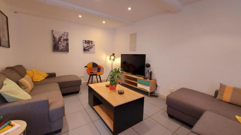 Chez ELLE Vacation rental in Provence-Alpes-Côte d'Azur