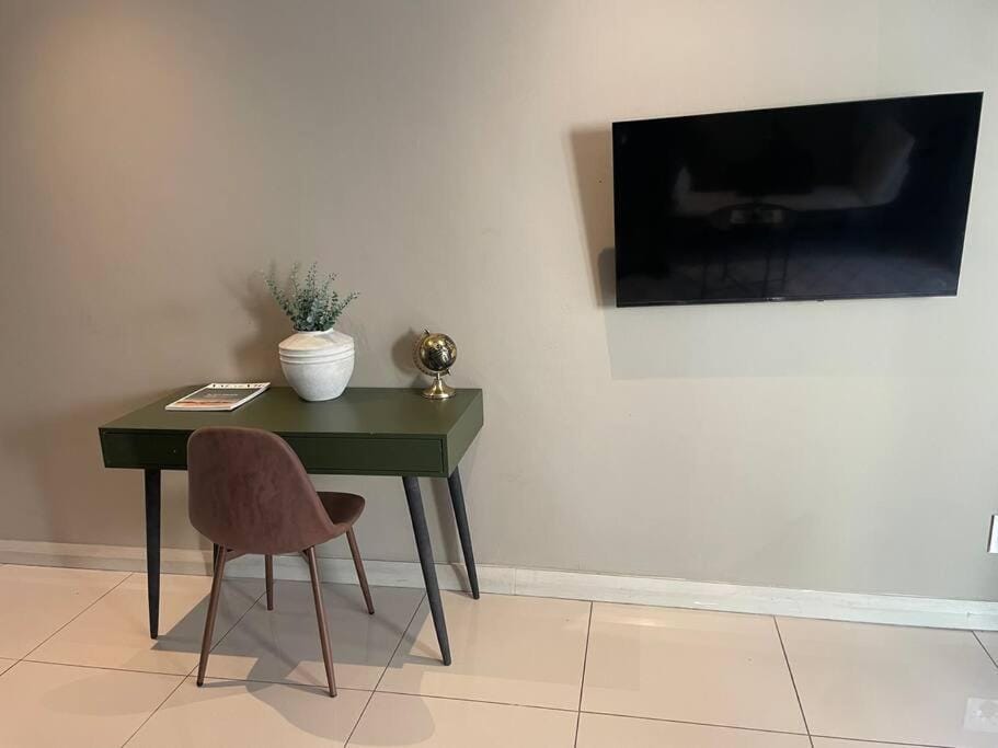 Live, work and play in the Maboneng loft Apartment in Johannesburg
