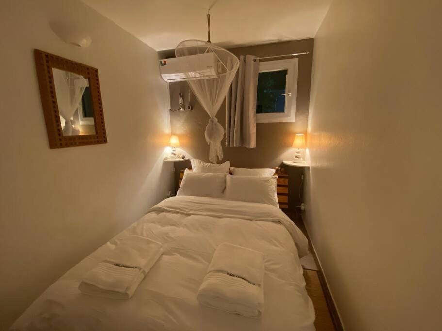 Appartement Bleu Outremer Petit Havre, le Gosier- Piscine & Plage à 2mn Apartment in Le Gosier