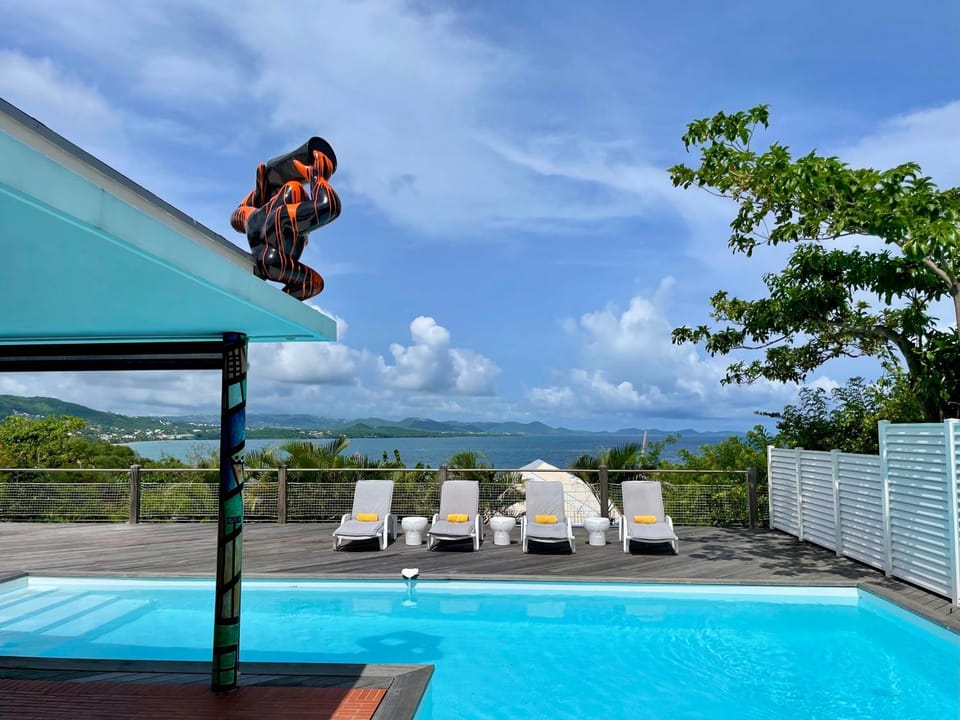Pool view, Sea view, Swimming pool, sunbed