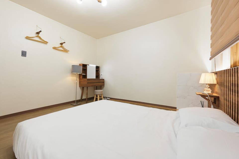 Sohwa Mansion 8-minute walk to Gyeongbokgung Villa in Seoul