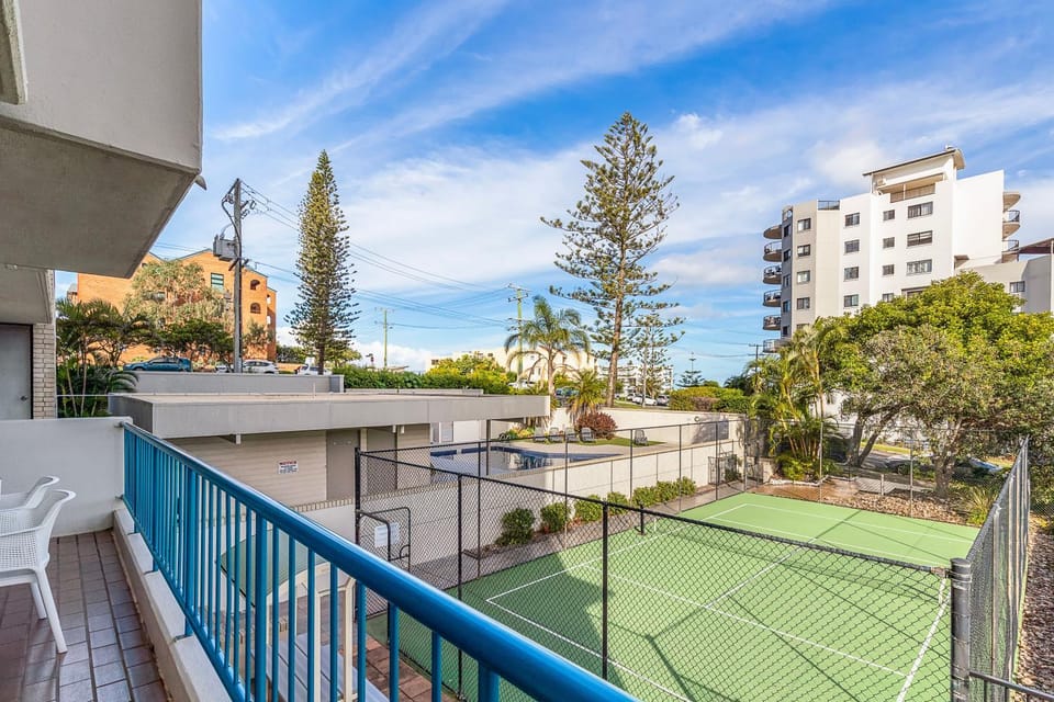 Coastal Comfort 3Bd Family-Friendly Apt WPool Apartment in Kings Beach