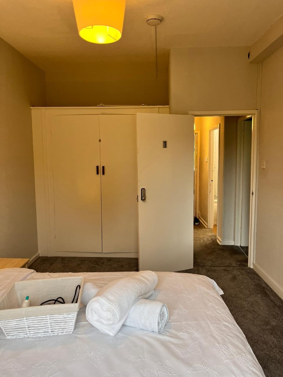 Bed, Bedroom, towels, wardrobe