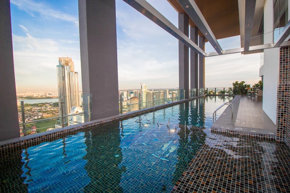 Pool view, Swimming pool
