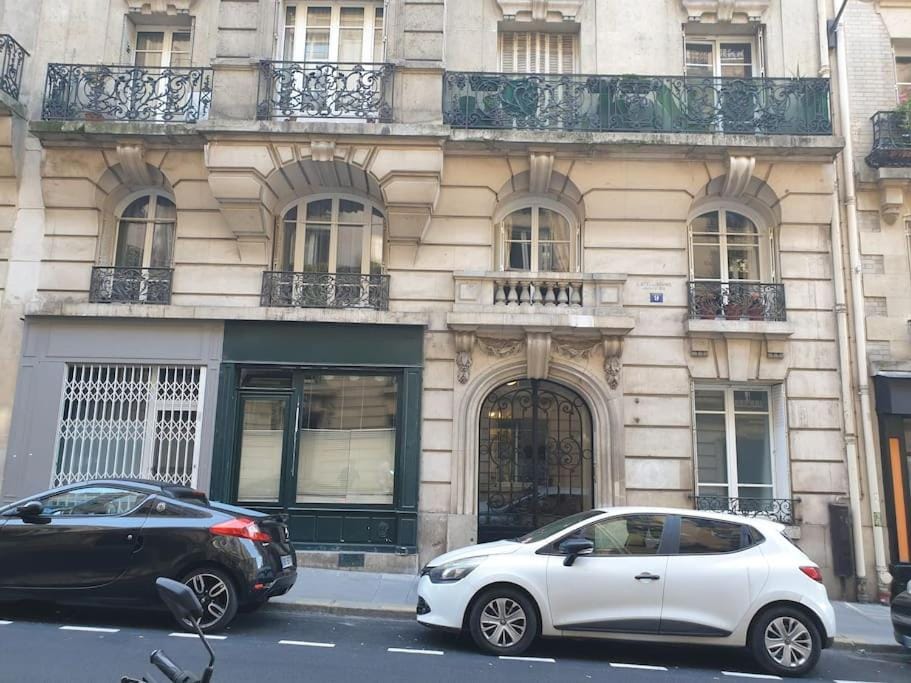 Appartement au cœur du quartier Butte Montmartre Apartment in Paris