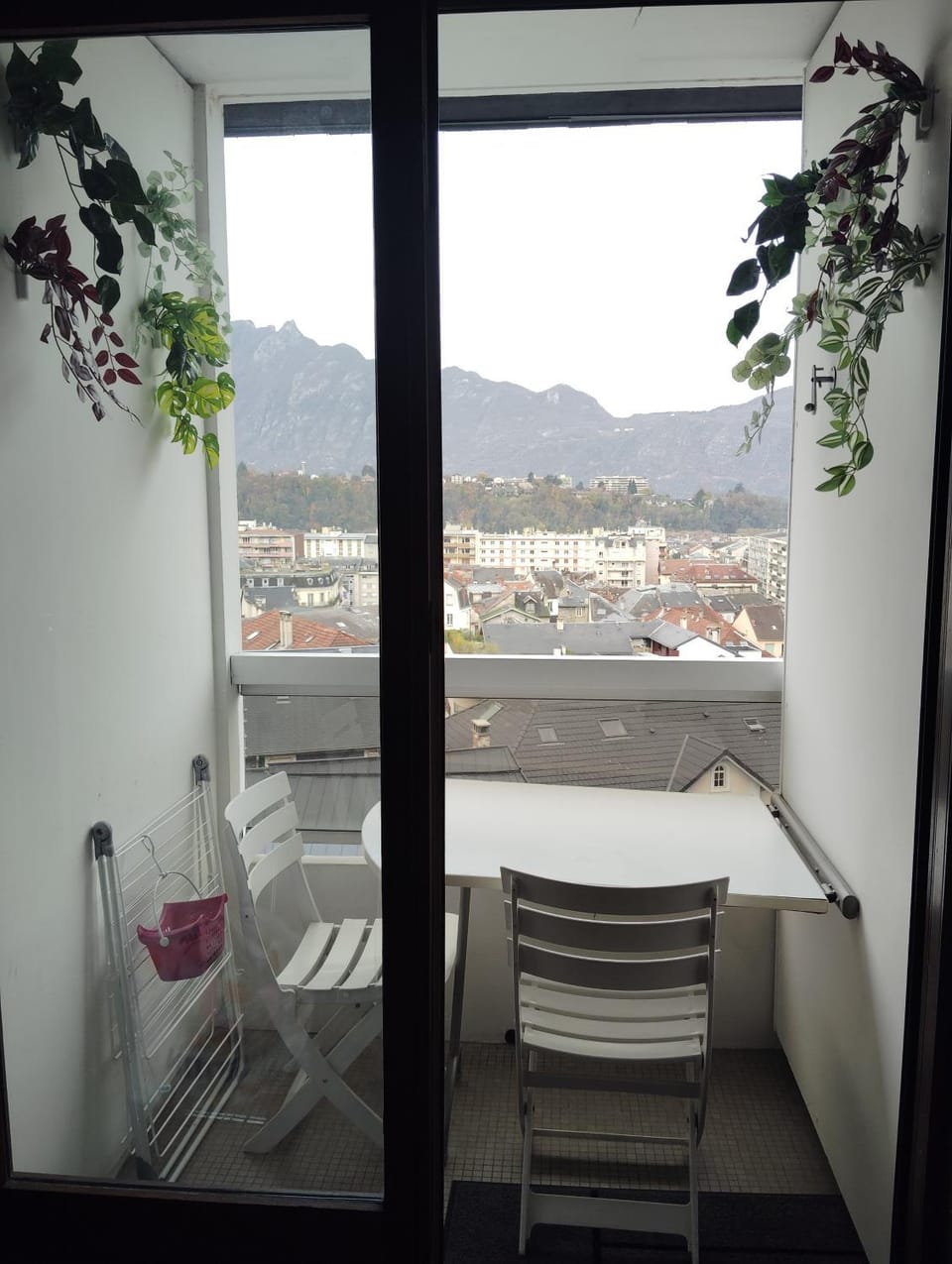 Balcony/Terrace, Mountain view