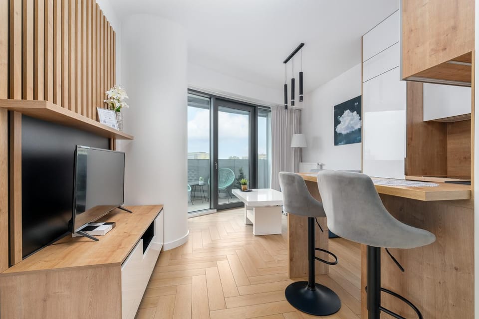 TV and multimedia, Dining area