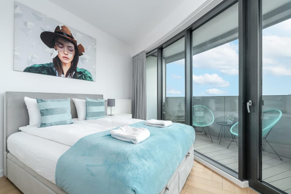 Bed, View (from property/room), Balcony/Terrace, Photo of the whole room, Bedroom