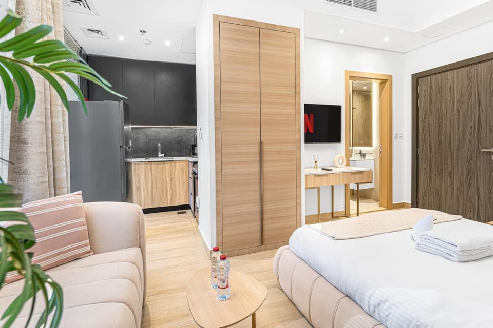 Serene Urban Retreat Studio in Regina JVC Apartment in Dubai