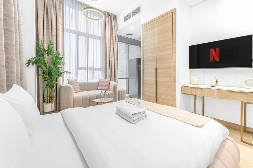 Serene Urban Retreat Studio in Regina JVC Apartment in Dubai