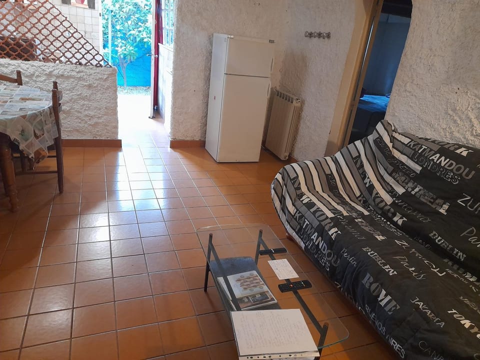 Style grotte Apartment in Provence-Alpes-Côte d'Azur