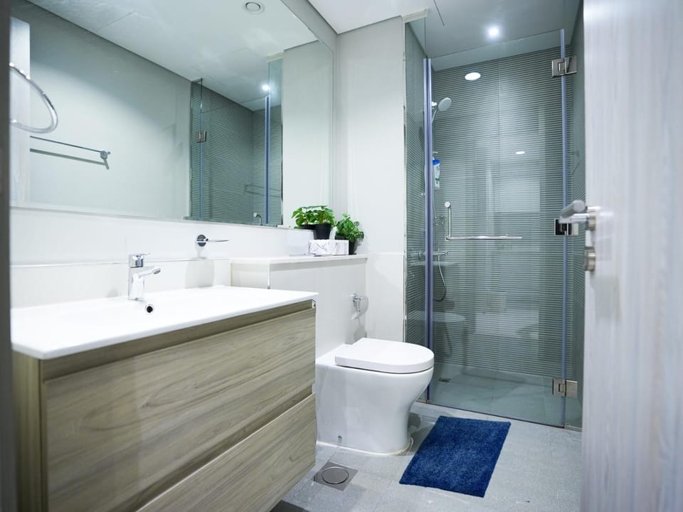 Layali - Chic 1BR with Balcony in Business Bay Apartment in Dubai
