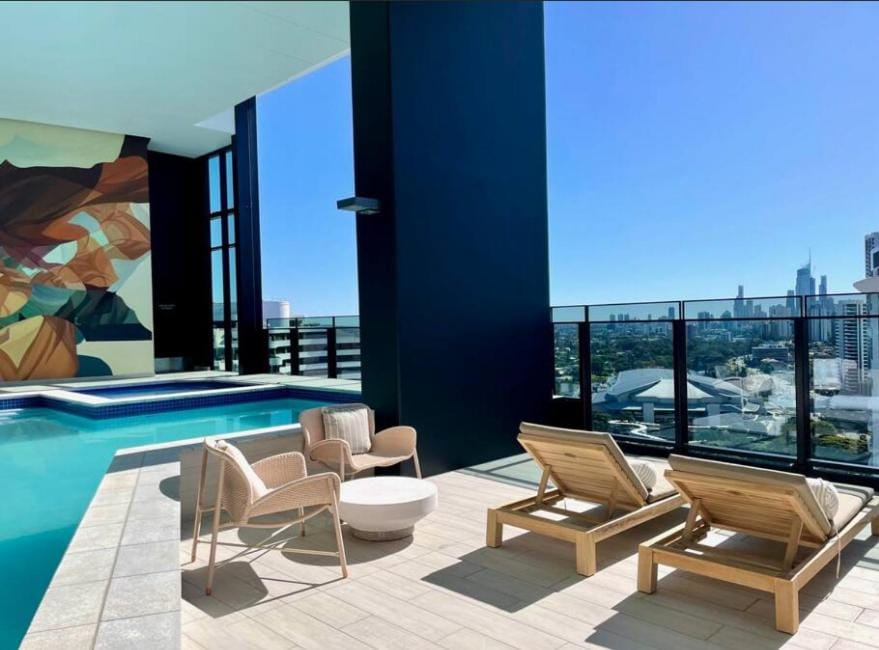 Ocean Luxe Retreat Apartment in Gold Coast