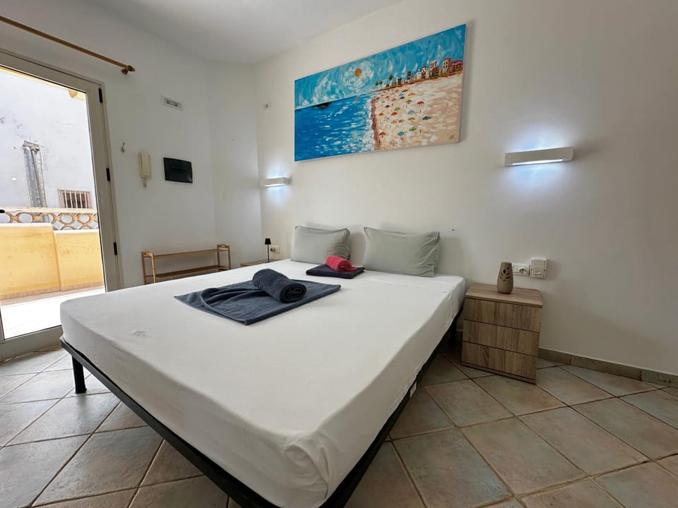 Raio Do Sol - Beach front studio with city view Apartment in Santa Maria