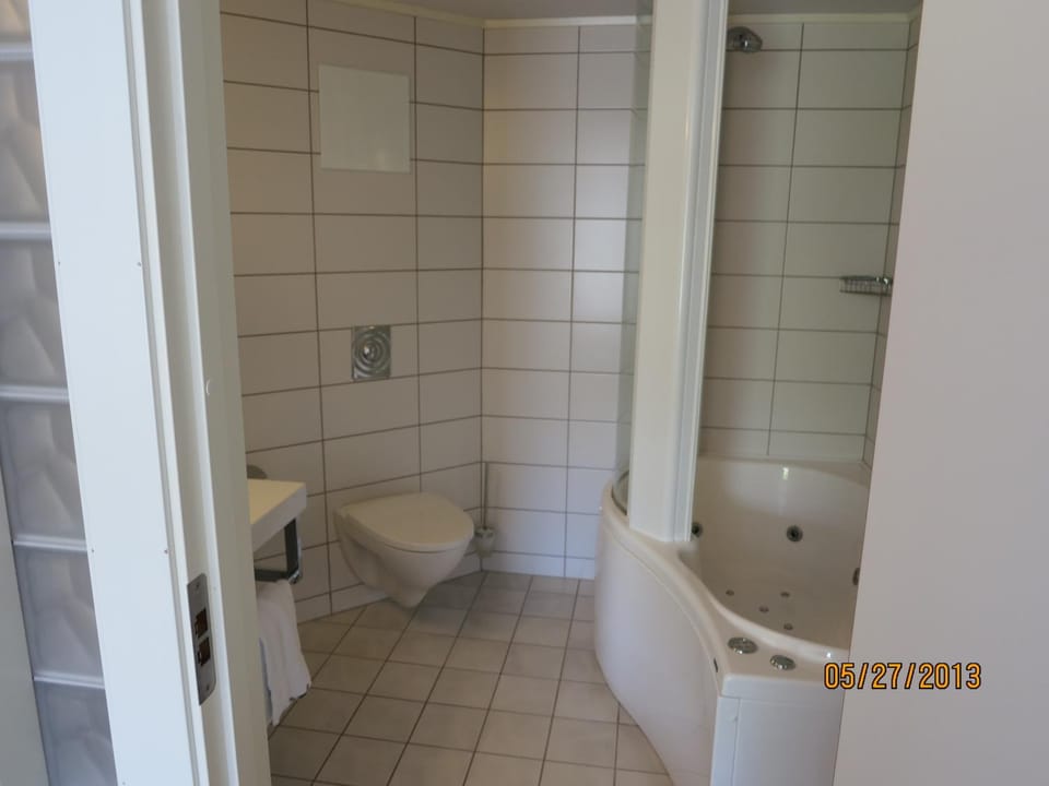 Bathroom, Bath