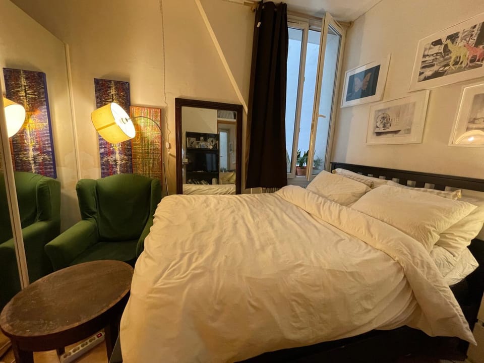 Appartement Paris 10 arr Apartment in Paris