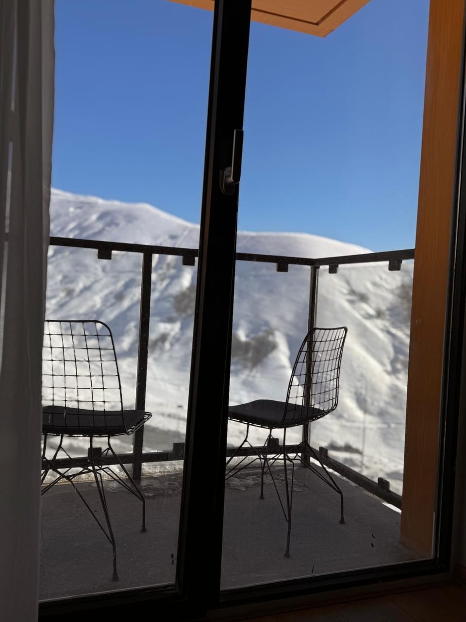 Day, Natural landscape, Winter, View (from property/room), Balcony/Terrace, Mountain view