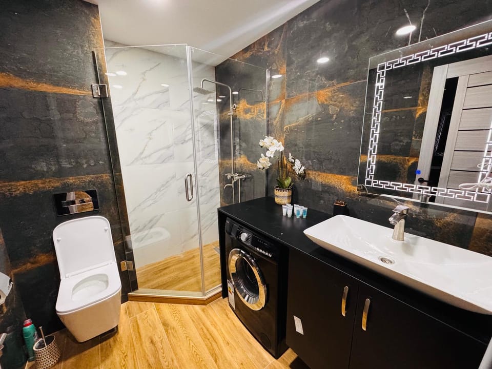 Shower, Bathroom