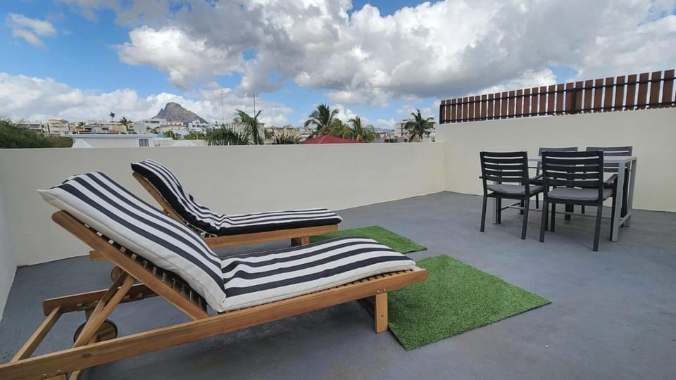Patio, View (from property/room), Balcony/Terrace, Seating area
