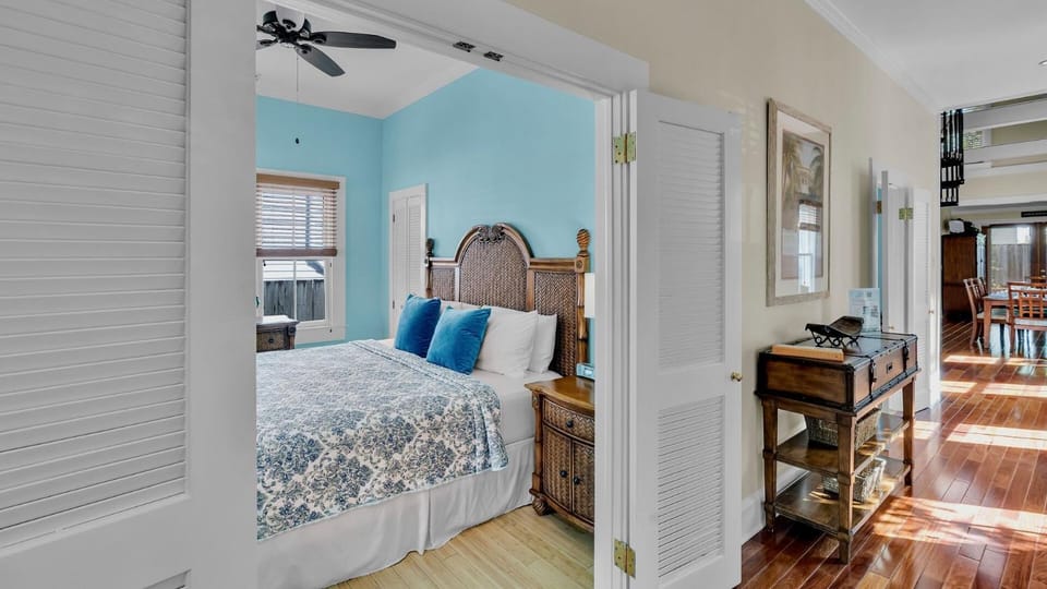 Havana House by Last Key Realty House in Key West