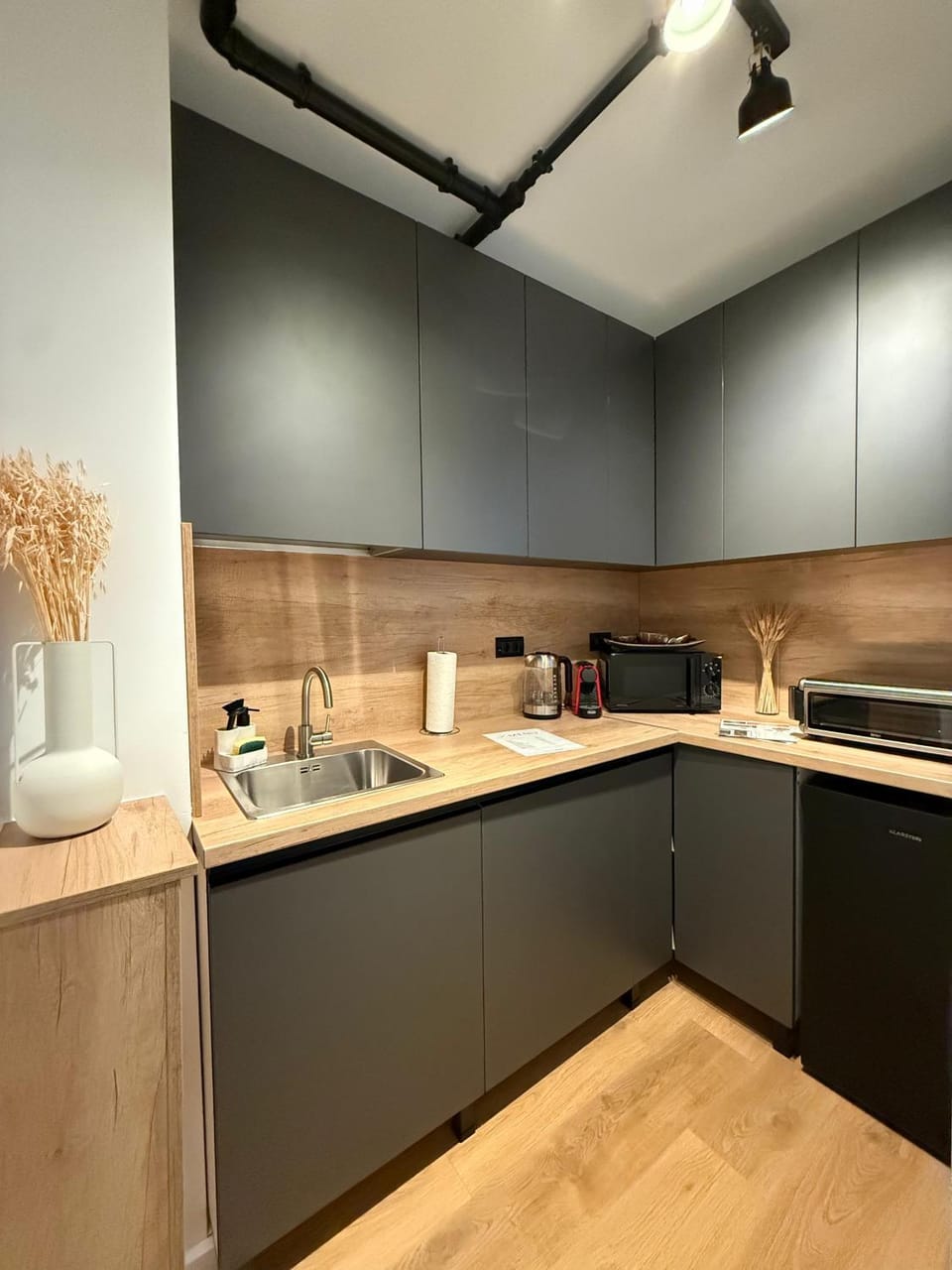 Kitchen or kitchenette, toaster