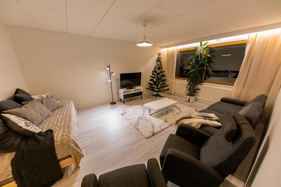 Living room, Photo of the whole room, Seating area